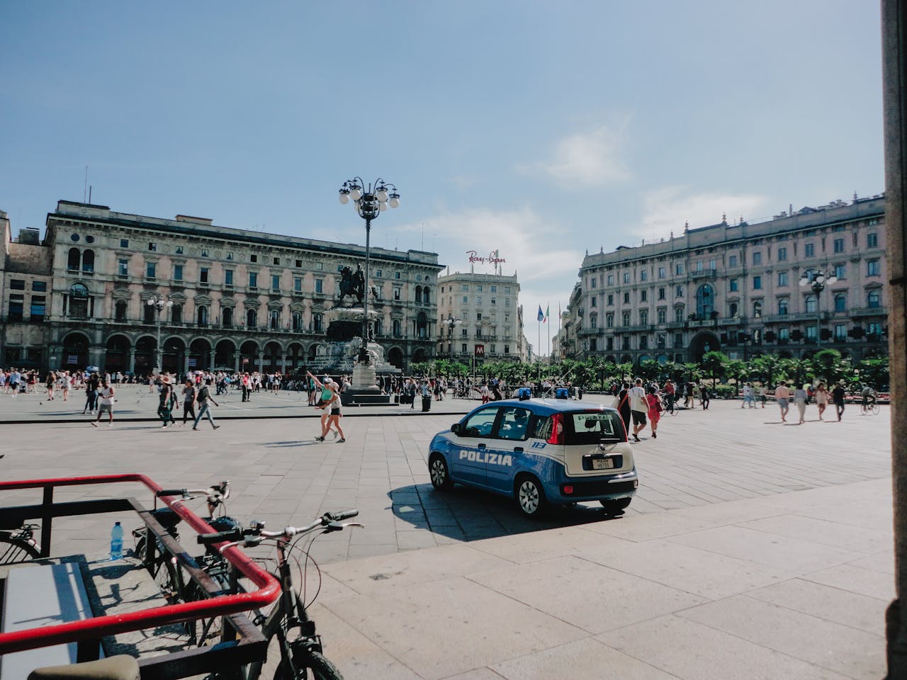 Esquilino-Colle Oppio, maxi controlli interforze: 583 persone identificate e due arresti
