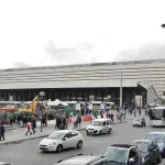Roma Termini, droga nascosta nelle prese e rapina: 5 arresti