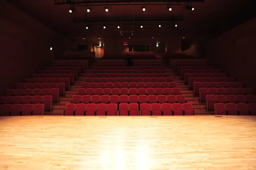 Teatro di Roma, stagione 2026/2027 con 90 titoli e riapertura del Valle