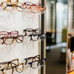 Fiuggi, assalto con ariete a un’ottica: cinque misure cautelari per una banda sospettata di furti seriali